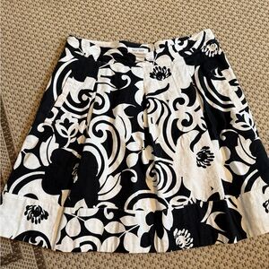 White House Black Market Black and White pleated A-Line Skirt
